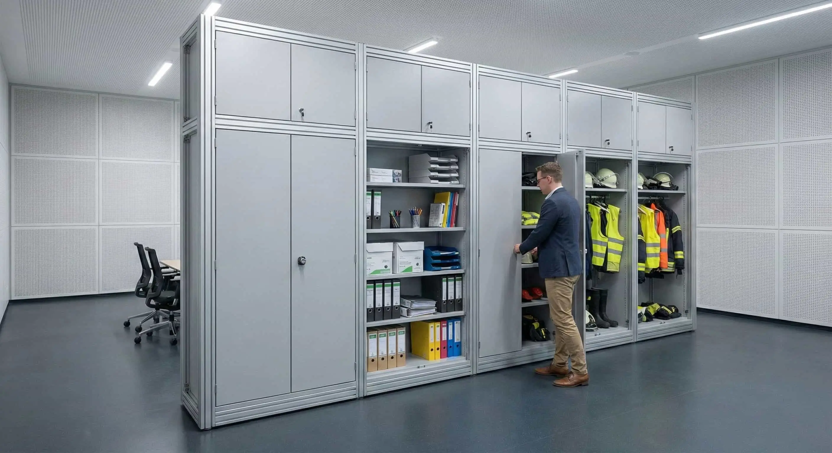 schraenke krisenstaebe geraetelagerung